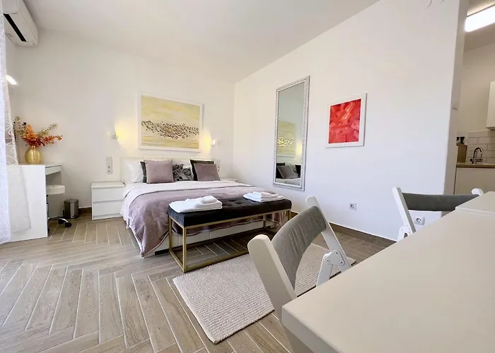 King Old Town Rab - Adults Only * راب