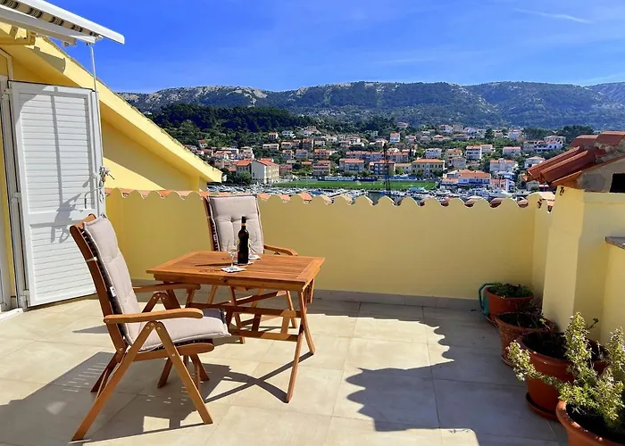 King Old Town Rab - Adults Only شقة
