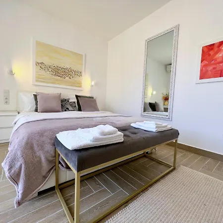 King Old Town Rab - Adults Only Apartment