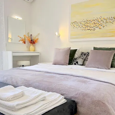 King Old Town Rab - Adults Only Apartment Rab Town